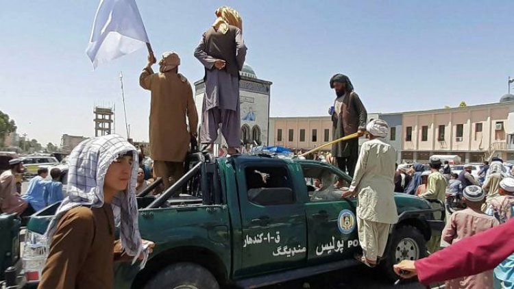 Taliban on outskirts of Afghan capital
