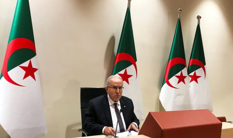 Algeria cuts diplomatic ties with 'hostile' Morocco