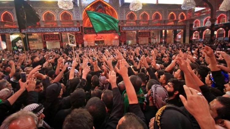 Karbala: Shiite Muslims perform mourning rituals on the day of Arbaeen