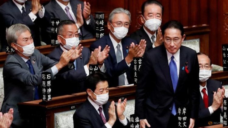 Japan: Fumio Kishida becomes prime minister, unveils cabinet