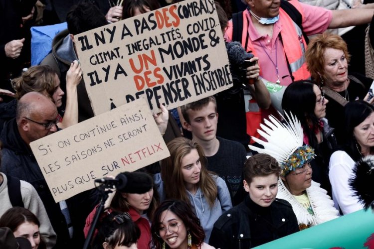 Tens of thousands rally in Belgium climate march