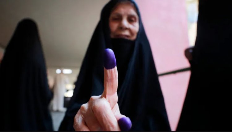 Iraqis head to the polls for early election