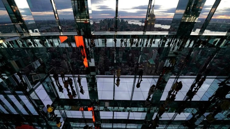 Walking on 'Air': New York's newest skyscraper attraction