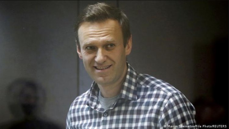 Kremlin critic Navalny wins EU's Sakharov rights award