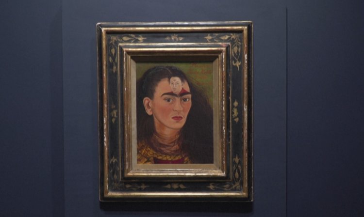 Frida Kahlo self-portrait set to smash records at auction