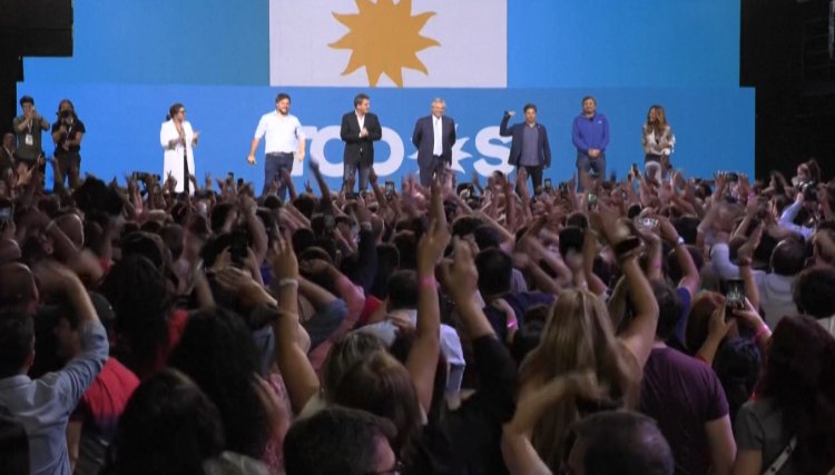 Argentine gov't loses congress majority, seeks opposition dialogue