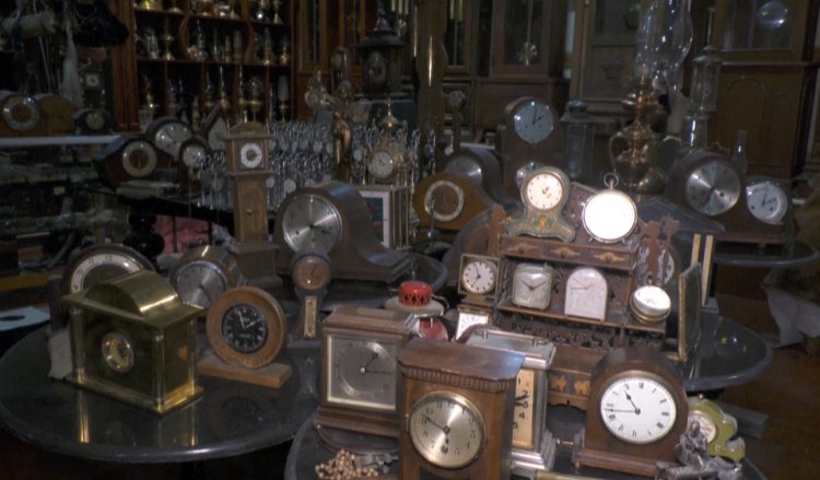 Father time: Pakistan's lonely clock collector