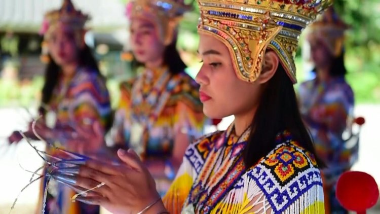 Southern Thai dance form 'Nora' gets UNESCO heritage status