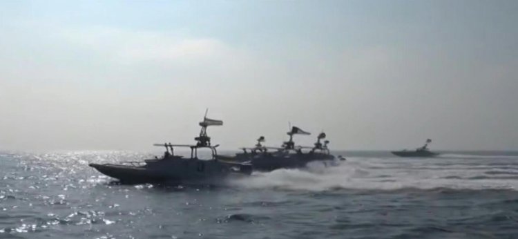 Iran holds extensive military exercises