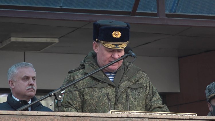 Russia-led troops begin pullback from Kazakhstan
