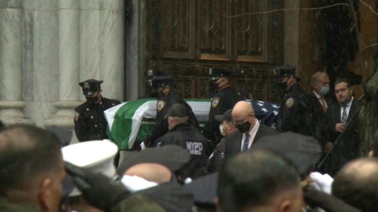 New York police, politicians honour slain officer