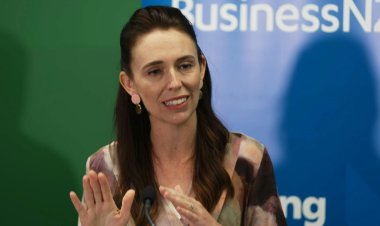 New Zealand to stay closed to foreigners until October