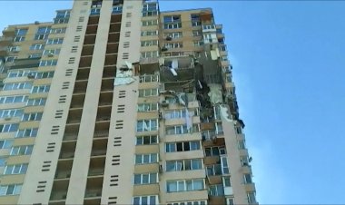 Ukrainian and Russian troops fight on streets of capital Kyiv