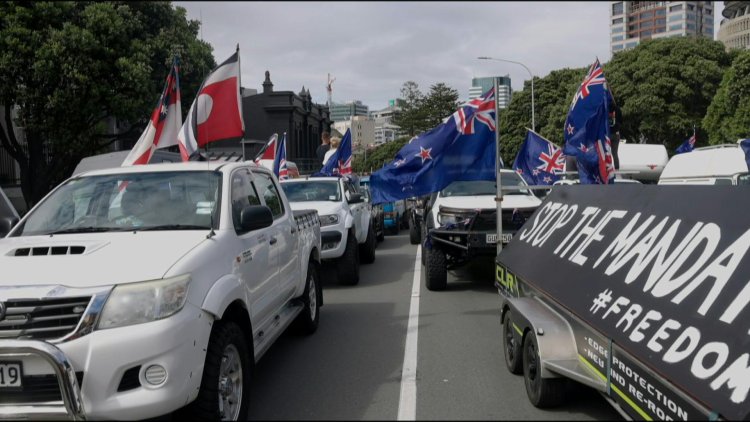 New Zealand Covid protest convoy jams streets near parliament