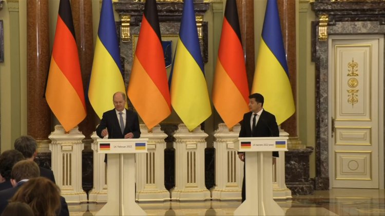 Ukraine leader tells Scholz Russia using gas link as 'weapon'