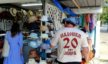 Russian tourists evacuated from Cuba on charter flights