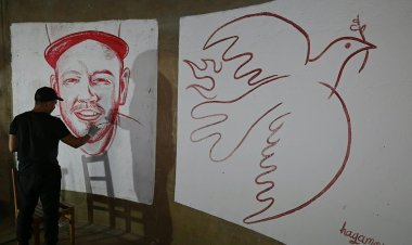 The artist who paints murals with the blood of those tattooed in Colombia