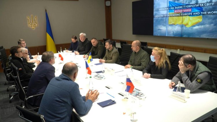 Polish, Czech, Slovenian PMs meet Zelensky in Kyiv