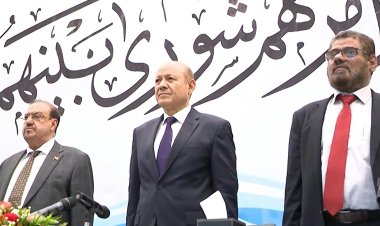 New leaders take office as hope glimmers for war-torn Yemen