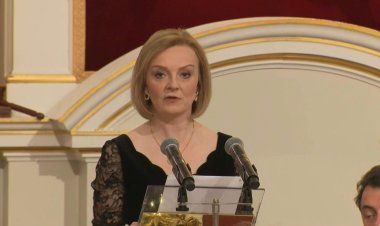 'Ramp up' military production to help Ukraine, urges UK foreign minister