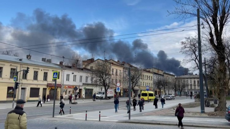 Ukraine says 'powerful' Russian strikes kill six in Lviv