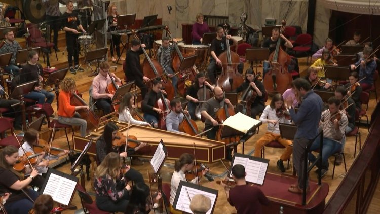 'Speaking to the soul': Kyiv orchestra starts European tour