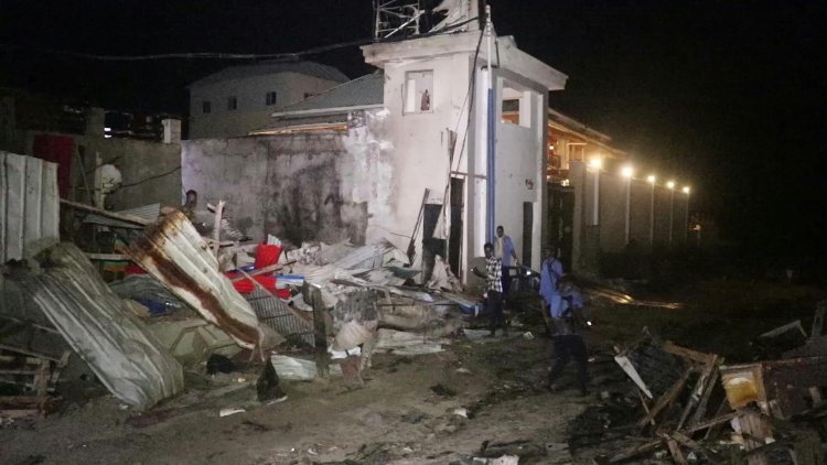 Six killed in restaurant blast in Somali capital