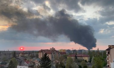 Russian forces press Ukraine offensive as EU weighs oil sanctions