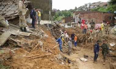Death toll mounts from Brazil downpours as search continues