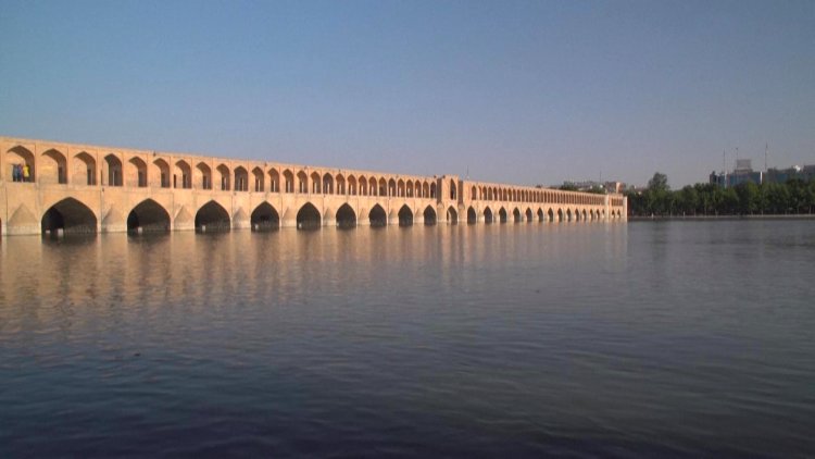 Iconic Iran river threatened by droughts