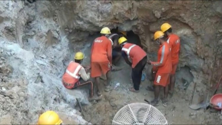 Rescue operation for Indian boy trapped in well for four days