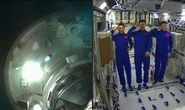 Chinese astronauts set up new lab on space station