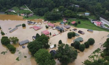 Three dead in 'devastating' Kentucky flooding