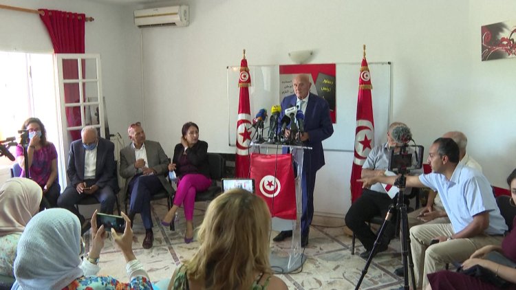 Tunisia opposition renews calls for referendum boycott