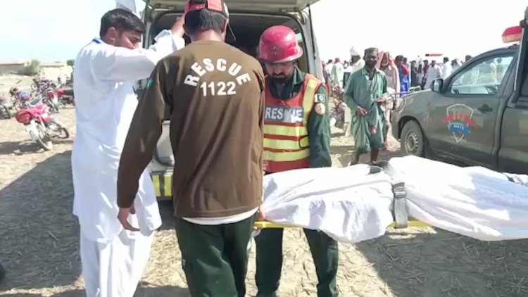 18 women killed in Pakistan wedding boat capsize