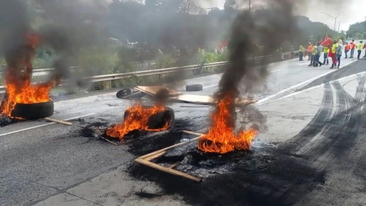 Panama government and protesters strike deals to clear key highway