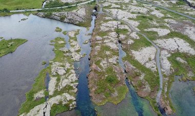 'Incredible' icy dip between two continents in Iceland