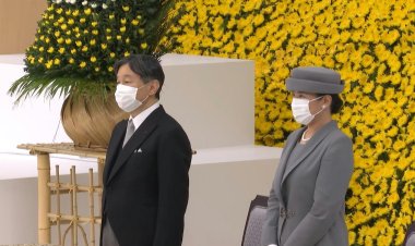 Japanese ministers visit controversial war shrine