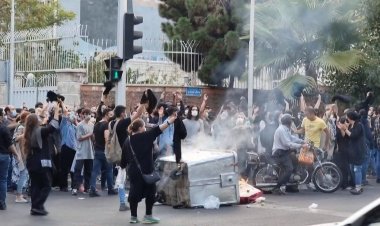 Iran vows 'decisive action' on wave of women-led protests