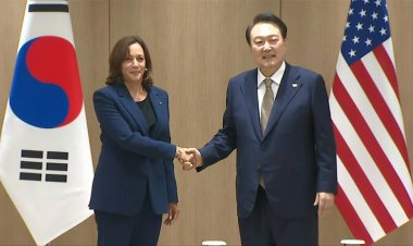 US VP Harris lands in South Korea