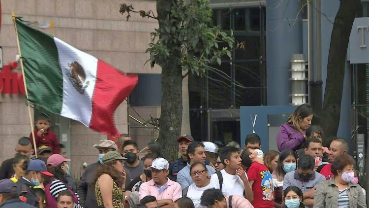 Independence Day military parade a 'proud' moment for Mexicans