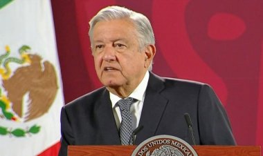 Mexico president denies his government spies on opponents