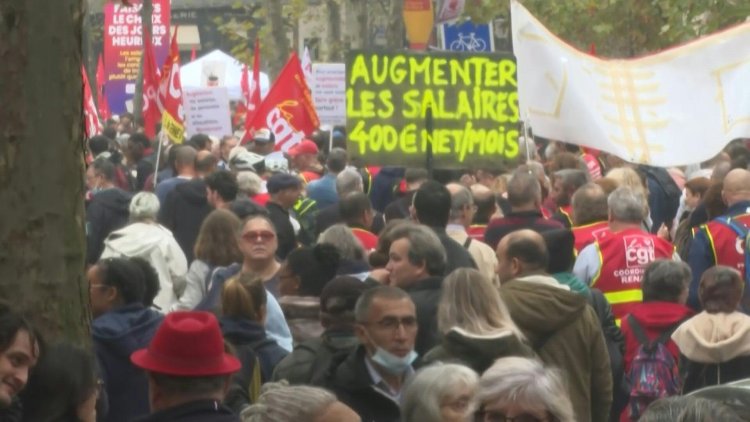 Thousands strike in France for higher wages