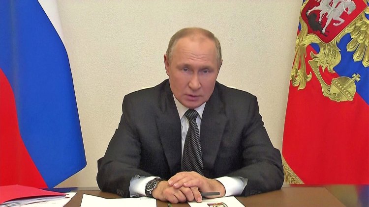 Putin declares martial law in Ukraine regions