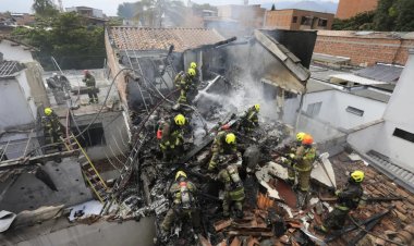 Eight killed in Colombia plane crash