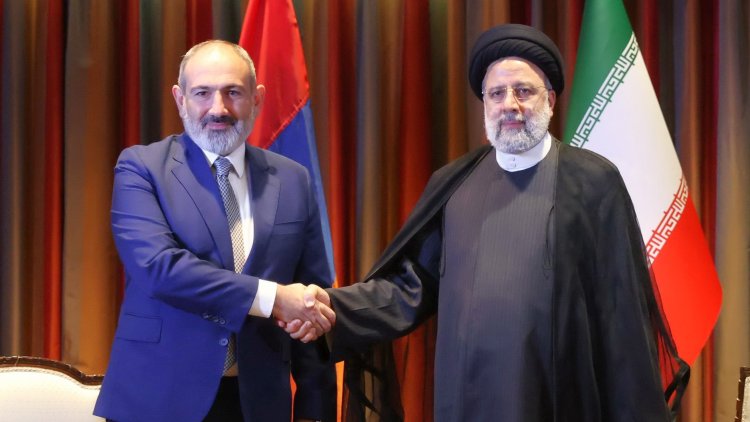 Ebrahim Raisi meeting Nikol Pashinyan in Tehran