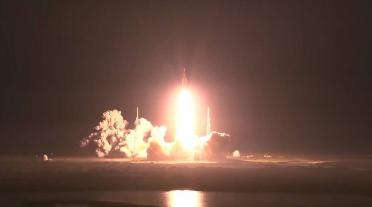 NASA successfully launches mega Moon rocket