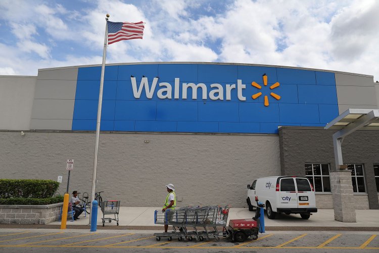 'Multiple fatalities' in Walmart shooting
