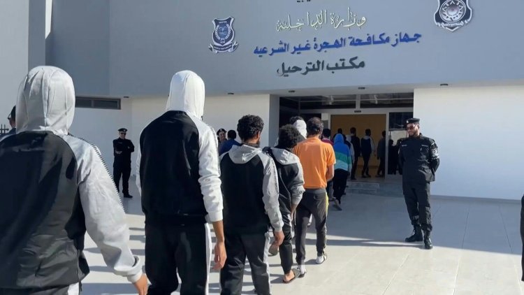 Libya expels over 200 migrants across land borders