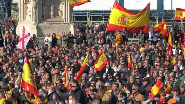 Thousands of far-right supporters protest against the government in Madrid